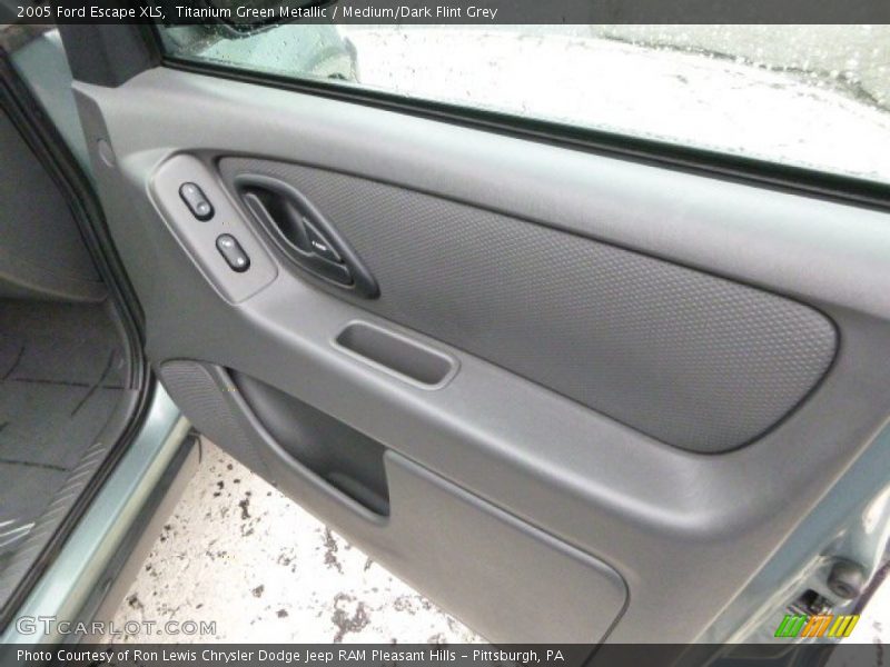 Titanium Green Metallic / Medium/Dark Flint Grey 2005 Ford Escape XLS