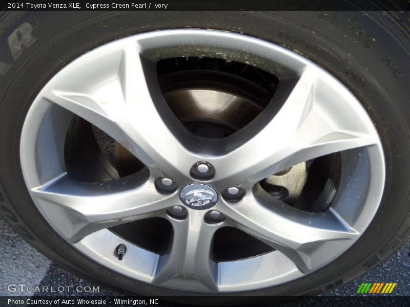 Cypress Green Pearl / Ivory 2014 Toyota Venza XLE
