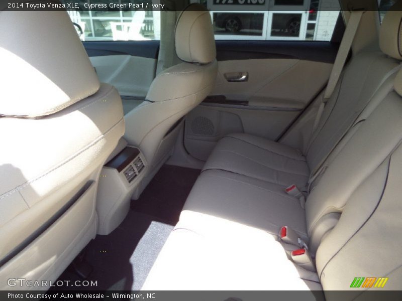 Cypress Green Pearl / Ivory 2014 Toyota Venza XLE