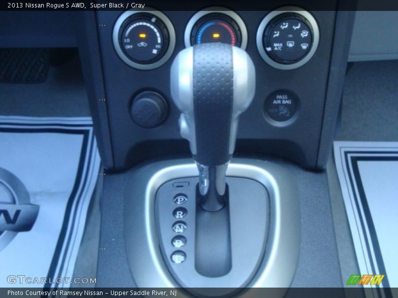 Super Black / Gray 2013 Nissan Rogue S AWD