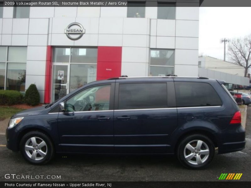 Nocturne Black Metallic / Aero Grey 2009 Volkswagen Routan SEL