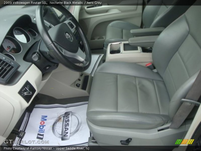 Nocturne Black Metallic / Aero Grey 2009 Volkswagen Routan SEL