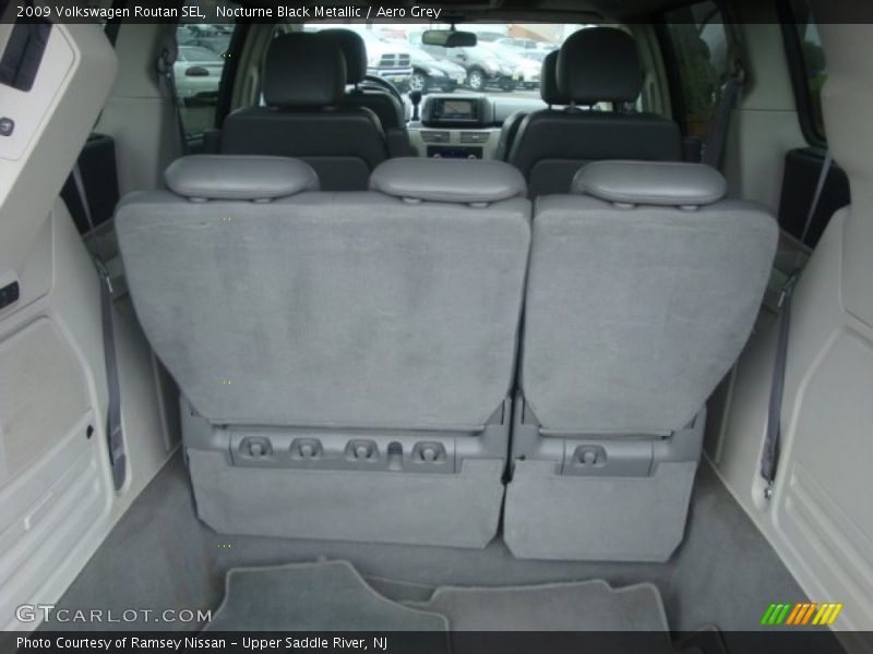 Nocturne Black Metallic / Aero Grey 2009 Volkswagen Routan SEL