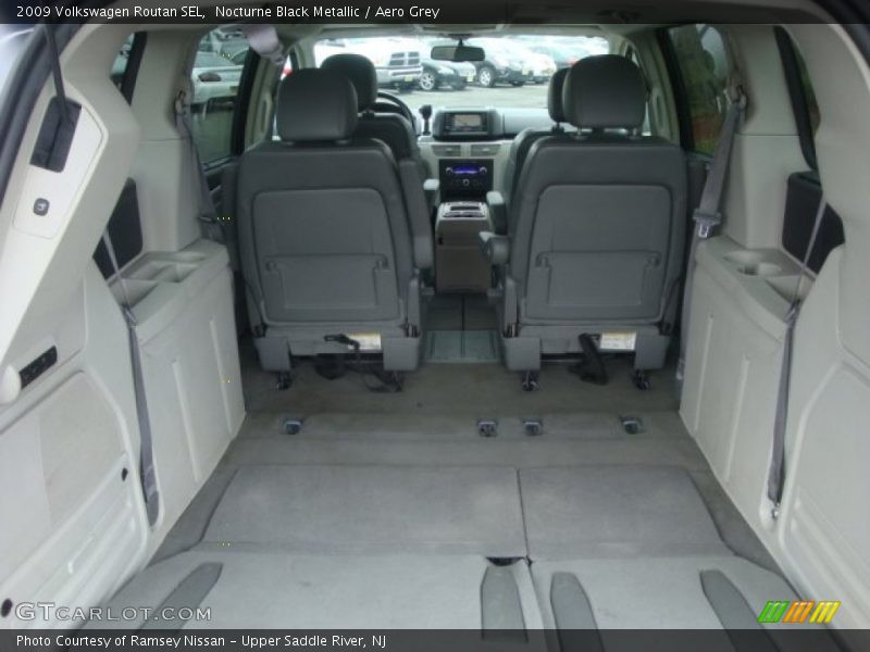 Nocturne Black Metallic / Aero Grey 2009 Volkswagen Routan SEL