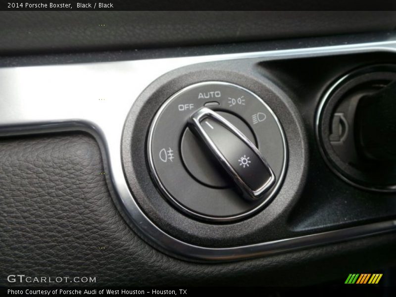 Controls of 2014 Boxster 