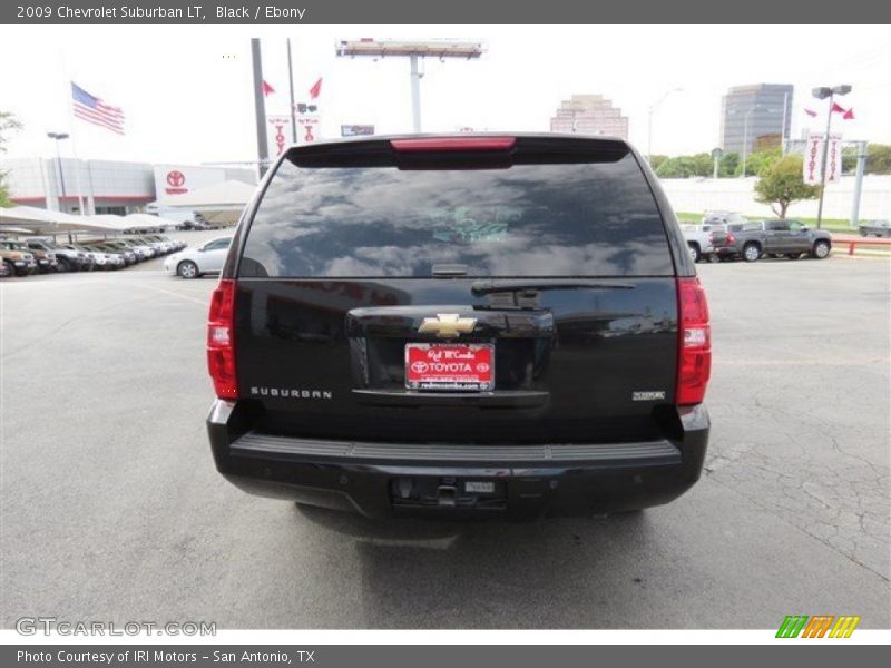 Black / Ebony 2009 Chevrolet Suburban LT