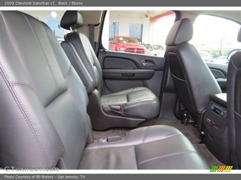 Black / Ebony 2009 Chevrolet Suburban LT