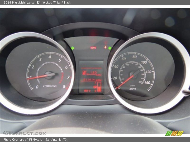 Wicked White / Black 2014 Mitsubishi Lancer ES