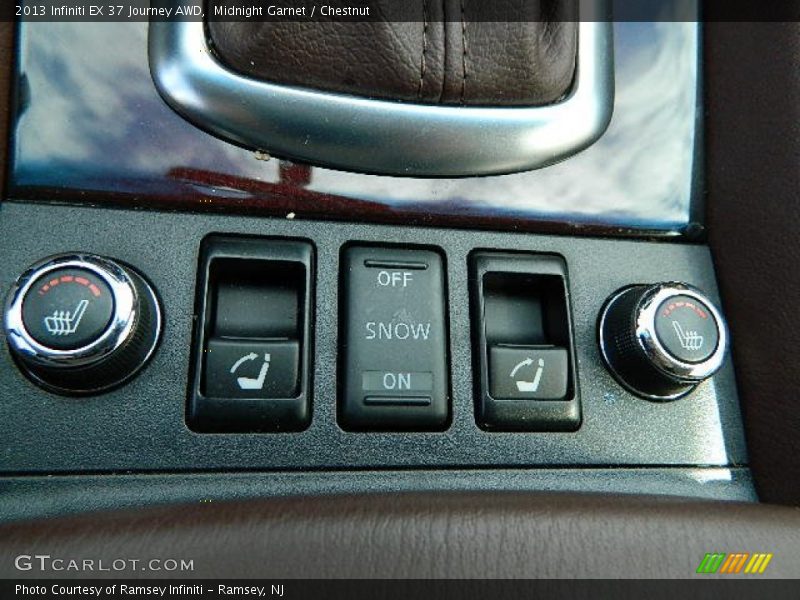 Controls of 2013 EX 37 Journey AWD