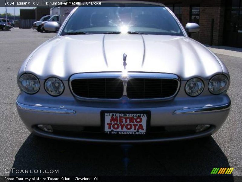 Platinum Silver Metallic / Charcoal 2004 Jaguar XJ XJ8