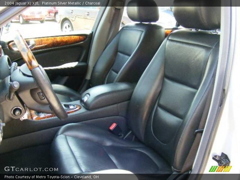 Platinum Silver Metallic / Charcoal 2004 Jaguar XJ XJ8