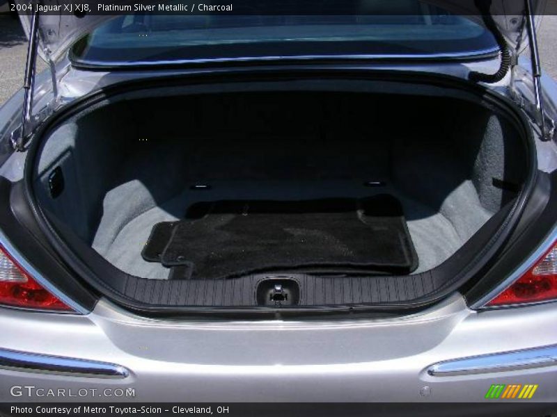 Platinum Silver Metallic / Charcoal 2004 Jaguar XJ XJ8