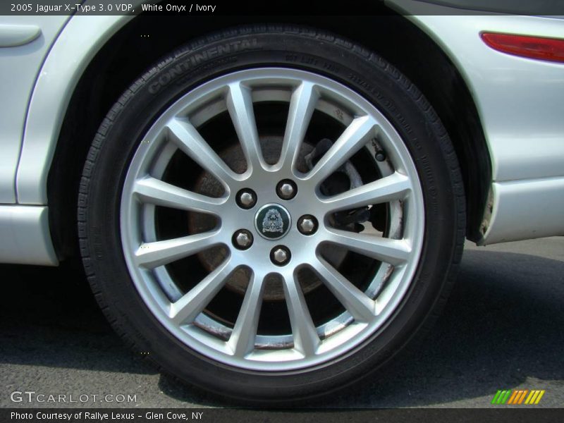 White Onyx / Ivory 2005 Jaguar X-Type 3.0 VDP