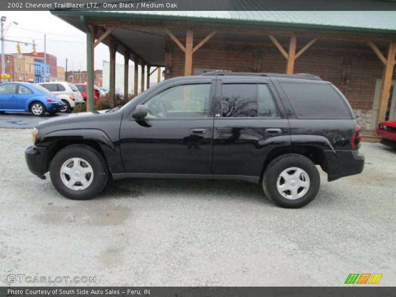 Onyx Black / Medium Oak 2002 Chevrolet TrailBlazer LTZ
