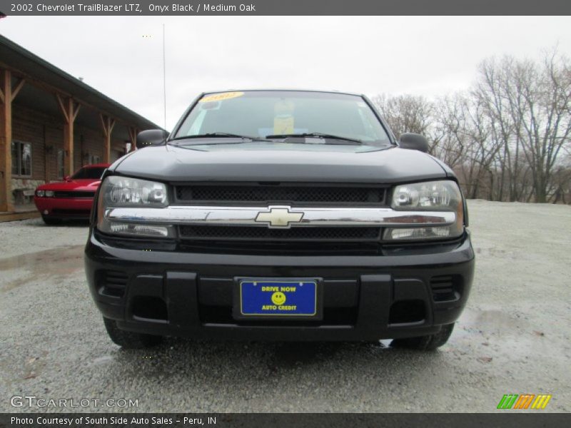 Onyx Black / Medium Oak 2002 Chevrolet TrailBlazer LTZ