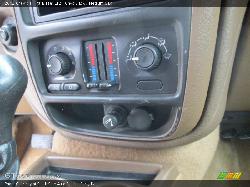 Onyx Black / Medium Oak 2002 Chevrolet TrailBlazer LTZ