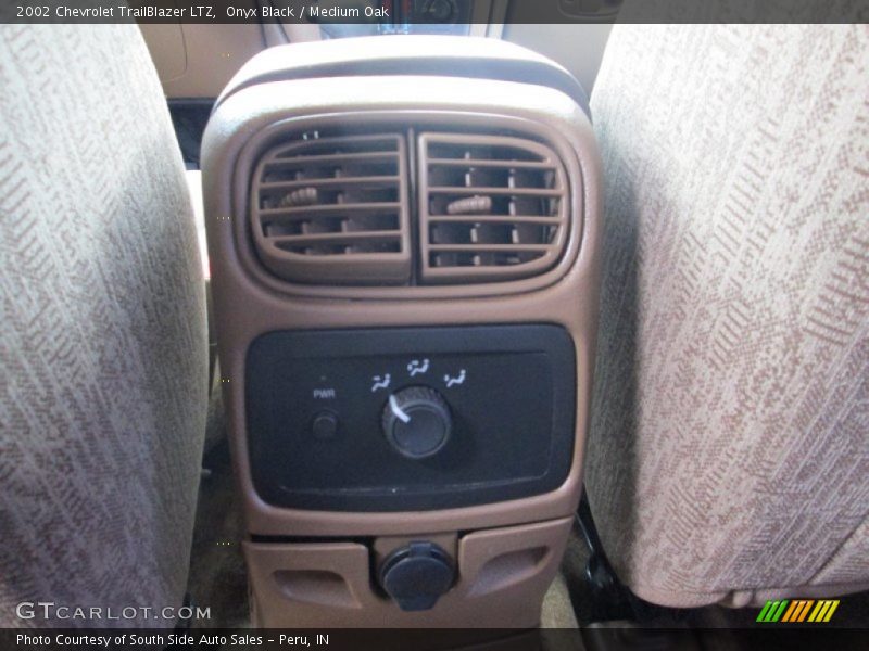 Onyx Black / Medium Oak 2002 Chevrolet TrailBlazer LTZ