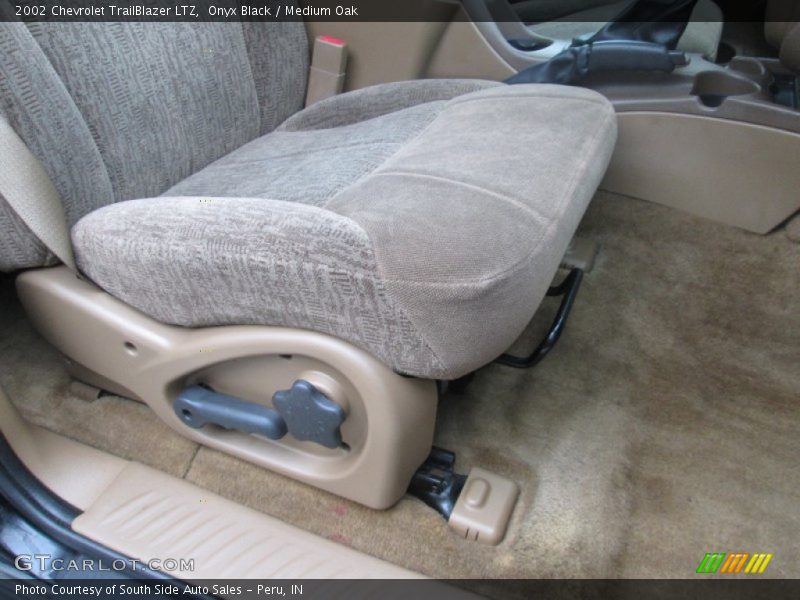 Onyx Black / Medium Oak 2002 Chevrolet TrailBlazer LTZ