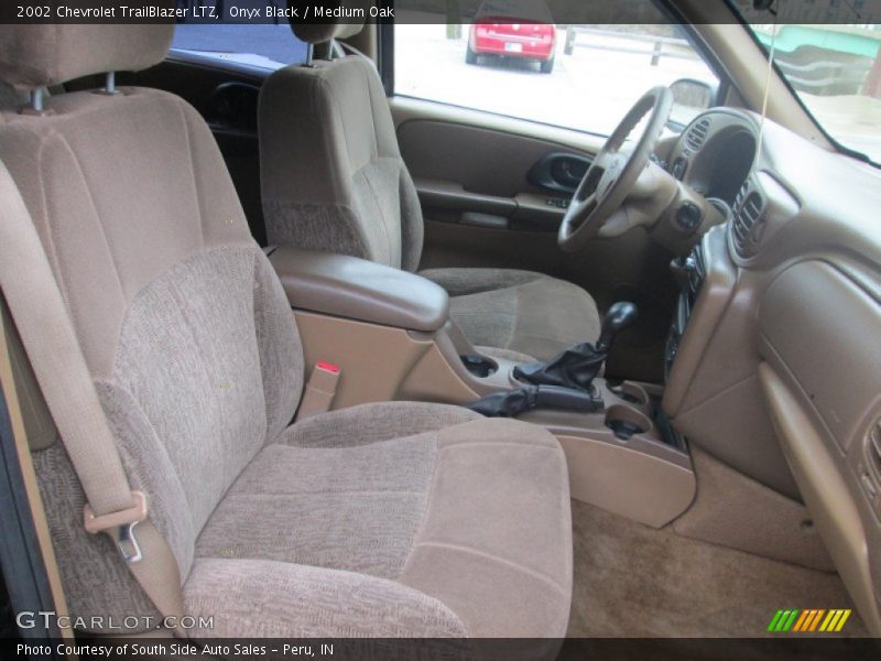 Onyx Black / Medium Oak 2002 Chevrolet TrailBlazer LTZ