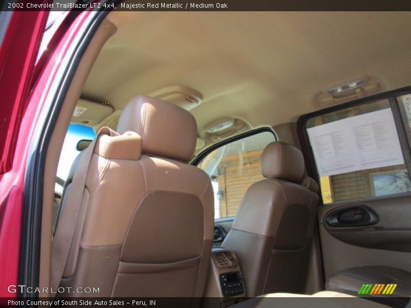 Majestic Red Metallic / Medium Oak 2002 Chevrolet TrailBlazer LTZ 4x4