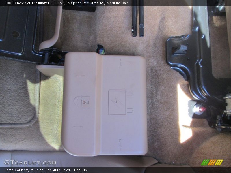 Majestic Red Metallic / Medium Oak 2002 Chevrolet TrailBlazer LTZ 4x4