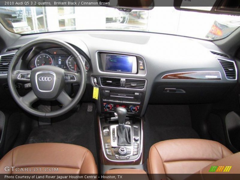 Brilliant Black / Cinnamon Brown 2010 Audi Q5 3.2 quattro