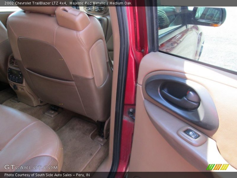 Majestic Red Metallic / Medium Oak 2002 Chevrolet TrailBlazer LTZ 4x4