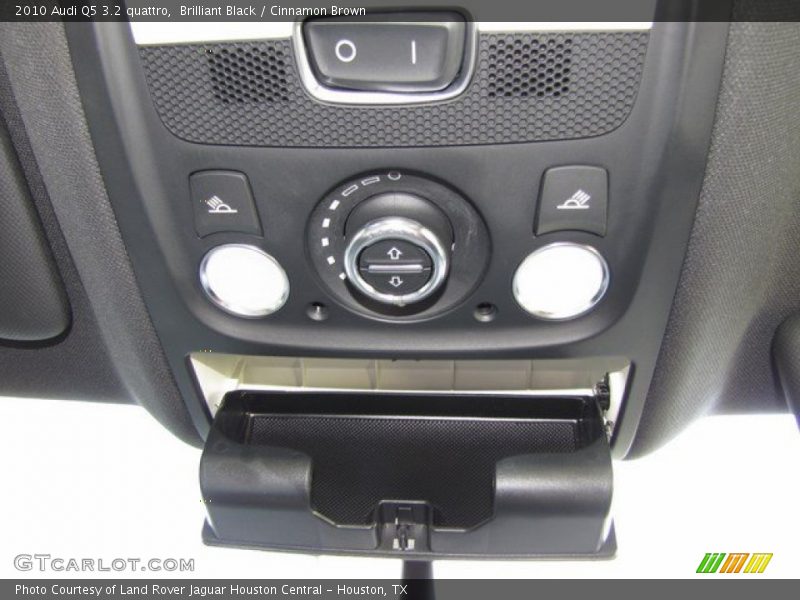 Brilliant Black / Cinnamon Brown 2010 Audi Q5 3.2 quattro
