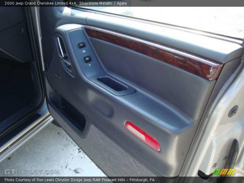 Silverstone Metallic / Agate 2000 Jeep Grand Cherokee Limited 4x4