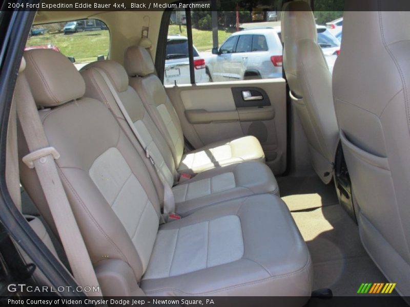 Black / Medium Parchment 2004 Ford Expedition Eddie Bauer 4x4