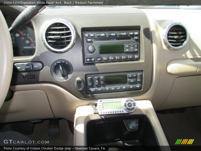 Black / Medium Parchment 2004 Ford Expedition Eddie Bauer 4x4