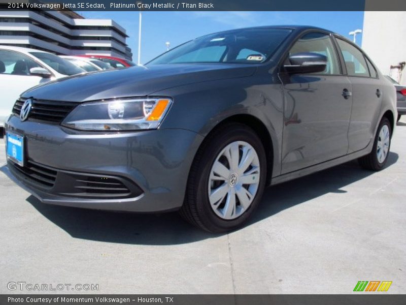 Platinum Gray Metallic / Titan Black 2014 Volkswagen Jetta SE Sedan