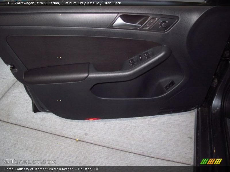 Platinum Gray Metallic / Titan Black 2014 Volkswagen Jetta SE Sedan