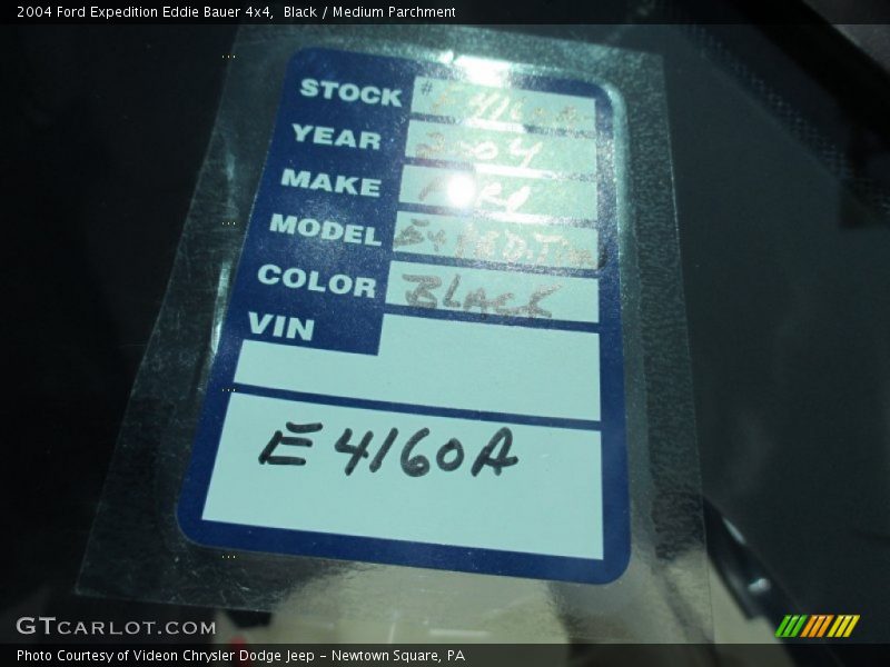 Black / Medium Parchment 2004 Ford Expedition Eddie Bauer 4x4
