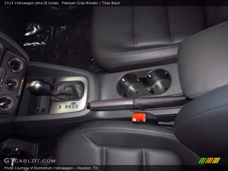 Platinum Gray Metallic / Titan Black 2014 Volkswagen Jetta SE Sedan