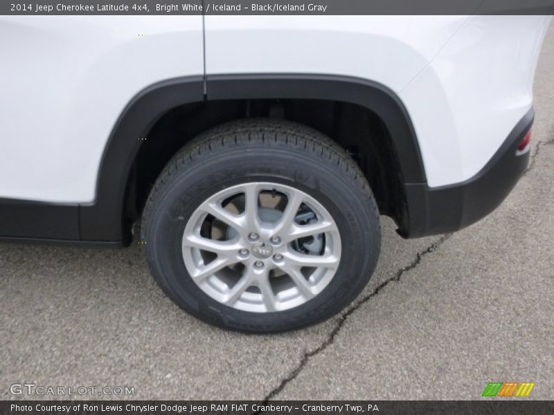 Bright White / Iceland - Black/Iceland Gray 2014 Jeep Cherokee Latitude 4x4