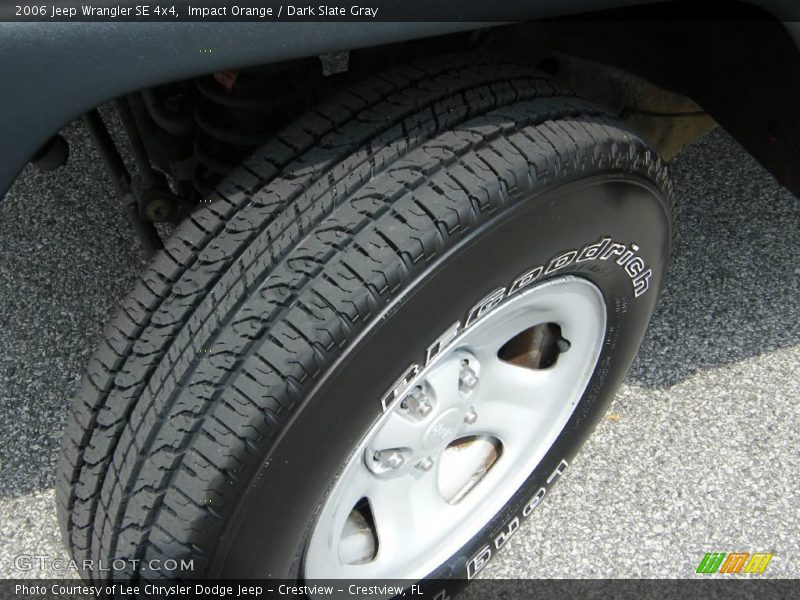 Impact Orange / Dark Slate Gray 2006 Jeep Wrangler SE 4x4