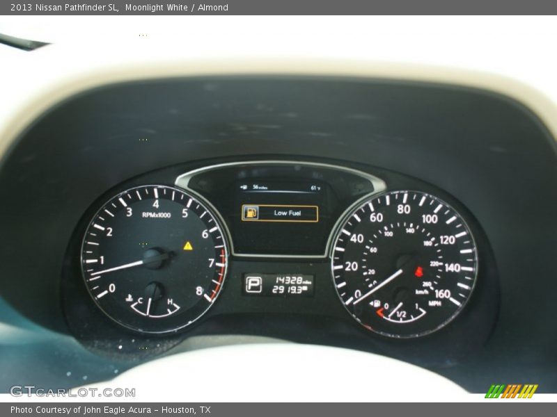 Moonlight White / Almond 2013 Nissan Pathfinder SL