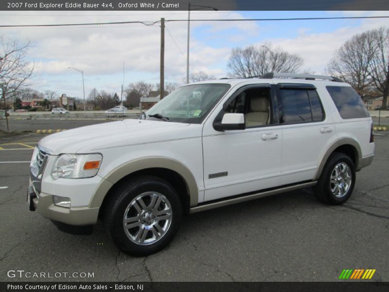 Front 3/4 View of 2007 Explorer Eddie Bauer 4x4