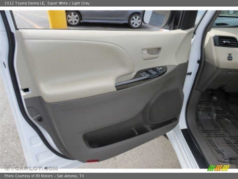 Super White / Light Gray 2012 Toyota Sienna LE