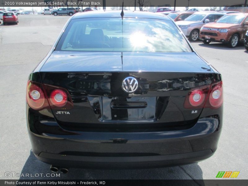 Black / Titan Black 2010 Volkswagen Jetta SE Sedan