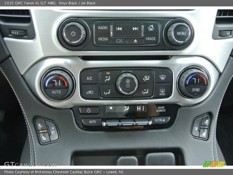 Controls of 2015 Yukon XL SLT 4WD