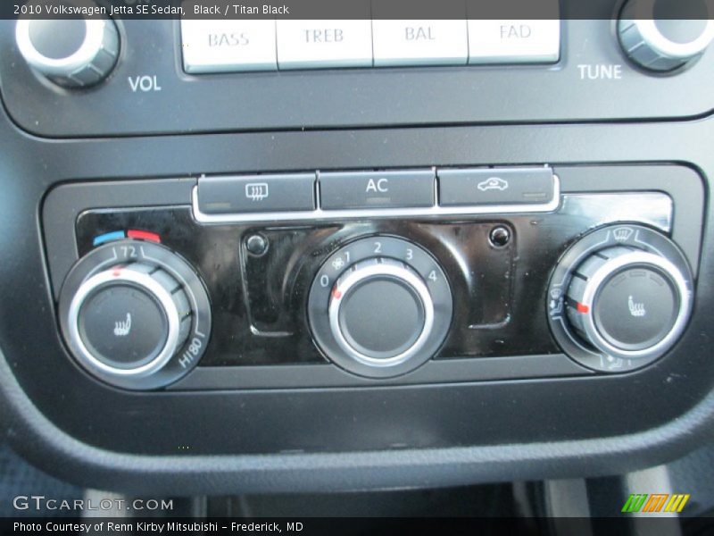 Black / Titan Black 2010 Volkswagen Jetta SE Sedan