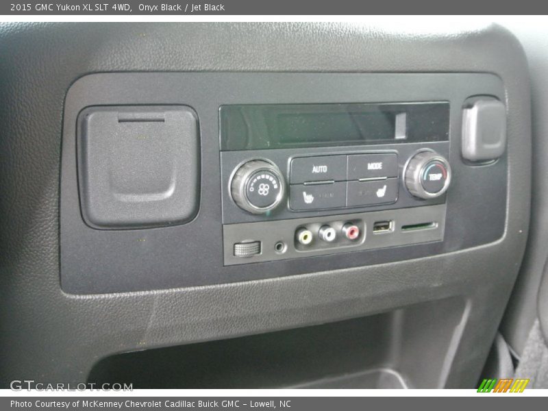 Entertainment System of 2015 Yukon XL SLT 4WD