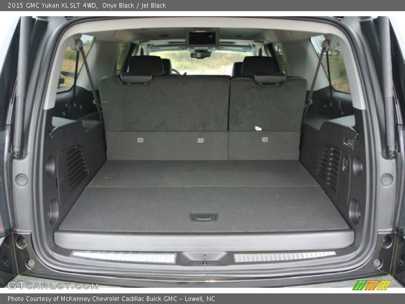  2015 Yukon XL SLT 4WD Trunk