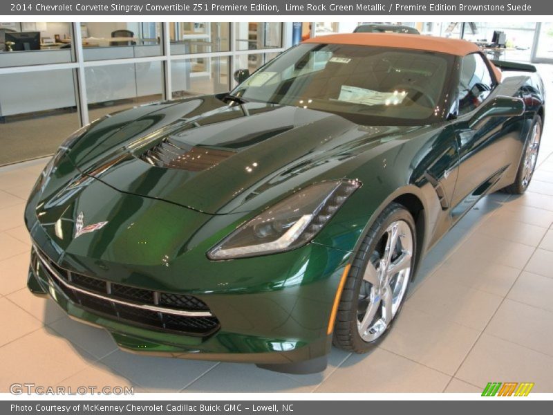 Front 3/4 View of 2014 Corvette Stingray Convertible Z51 Premiere Edition