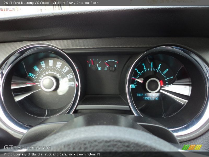  2013 Mustang V6 Coupe V6 Coupe Gauges