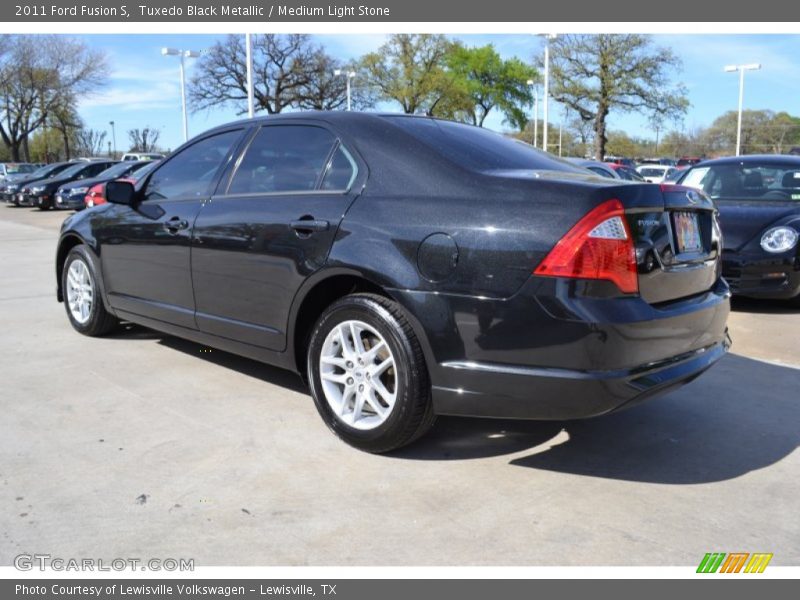 Tuxedo Black Metallic / Medium Light Stone 2011 Ford Fusion S