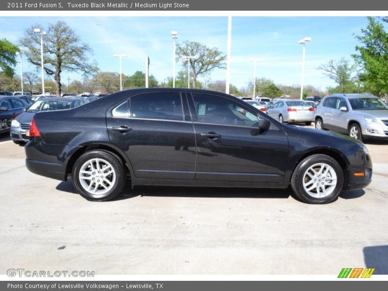 Tuxedo Black Metallic / Medium Light Stone 2011 Ford Fusion S