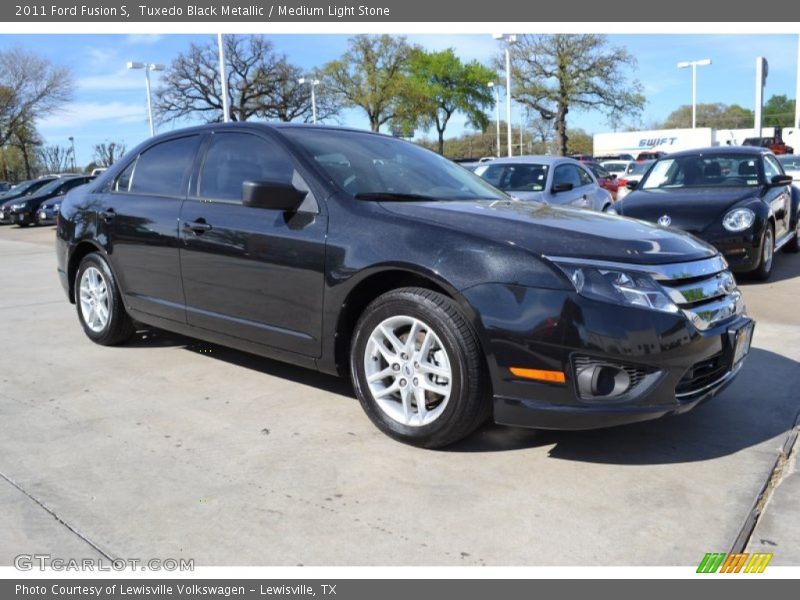 Tuxedo Black Metallic / Medium Light Stone 2011 Ford Fusion S